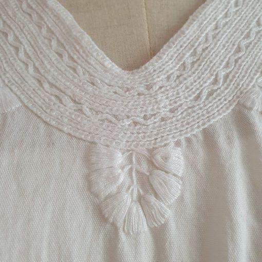 Blusa bordada a mano manga corta totalmente blanca. Talla 32-34 (Mediana) - Imagen 3