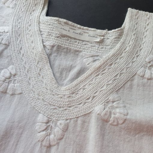 Blusa bordada a mano manga corta totalmente blanca. Talla 32-34 (Mediana) - Imagen 7