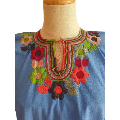 Blusa bordada a mano manga corta. Talla 32-34 (Mediana) - Imagen 2