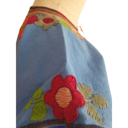 Blusa bordada a mano manga corta. Talla 32-34 (Mediana) - Imagen 3
