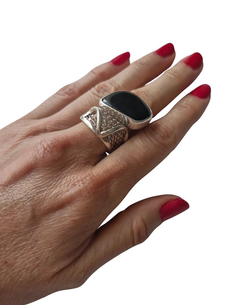 Anillo de ámbar rojo oscuro ajustable - Imagen 7